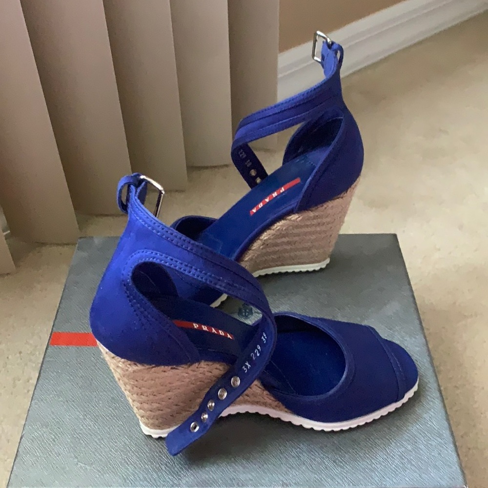 EUC Prada Wedges